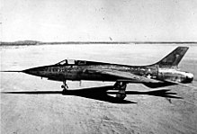 F-105A_(SN_54-0098,_the_first_of_two_prototypes)_060831-F-1234S-039